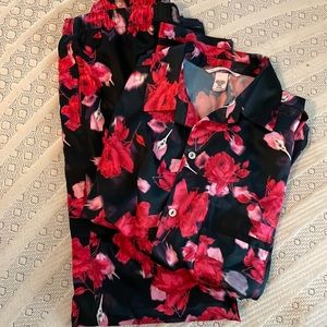 VS intimate sleep wear set. Size S